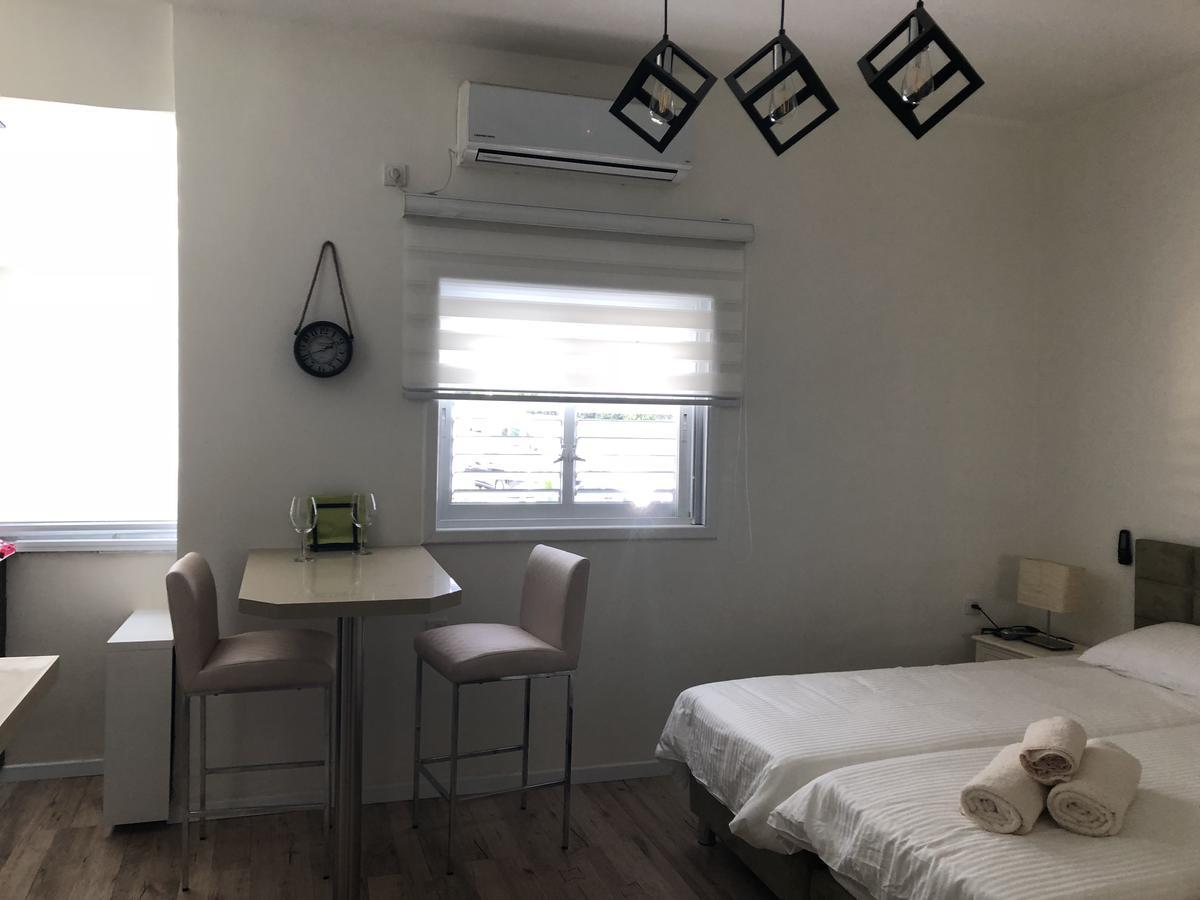 Studio Apartment In Bat-Yam Bat Yam Exterior foto